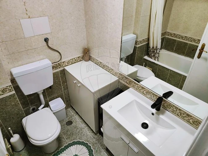 Apartamento T3 para Venda em Póvoa de Santo Adrião e Olival Basto Foto 3