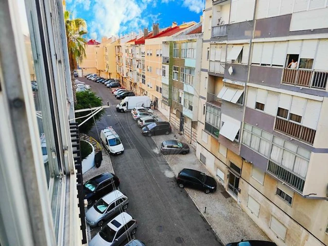 Apartamento T3 para Venda em Póvoa de Santo Adrião e Olival Basto Foto 14