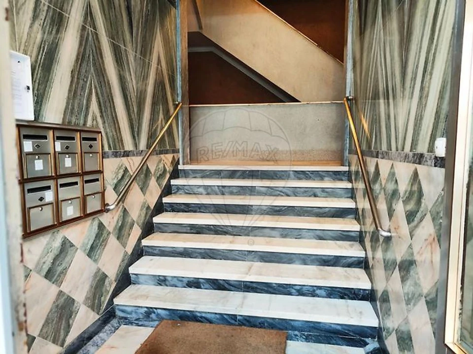Apartamento T3 para Venda em Póvoa de Santo Adrião e Olival Basto Foto 29