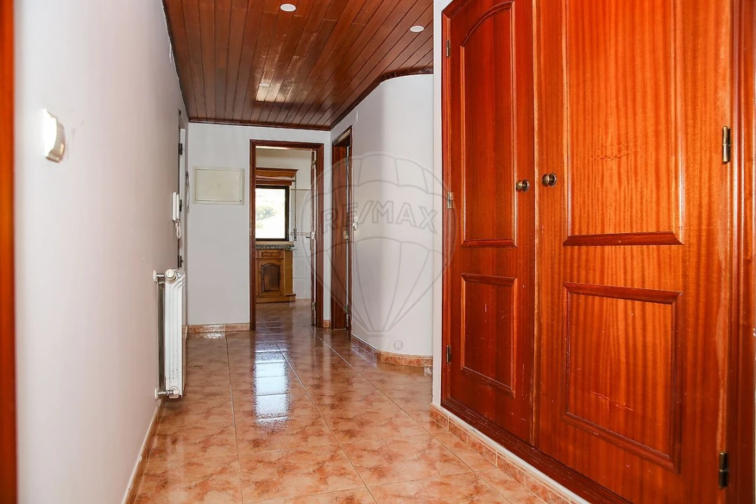 Apartamento T2 para Venda em Arruda dos Vinhos Foto 11