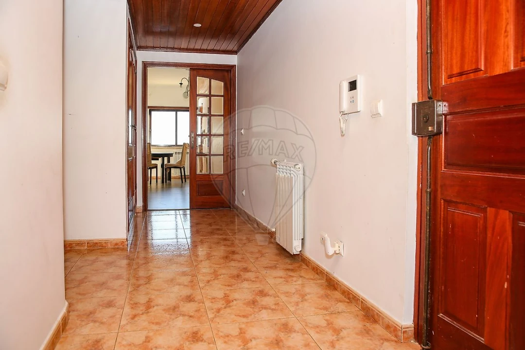 Apartamento T2 para Venda em Arruda dos Vinhos Foto 8