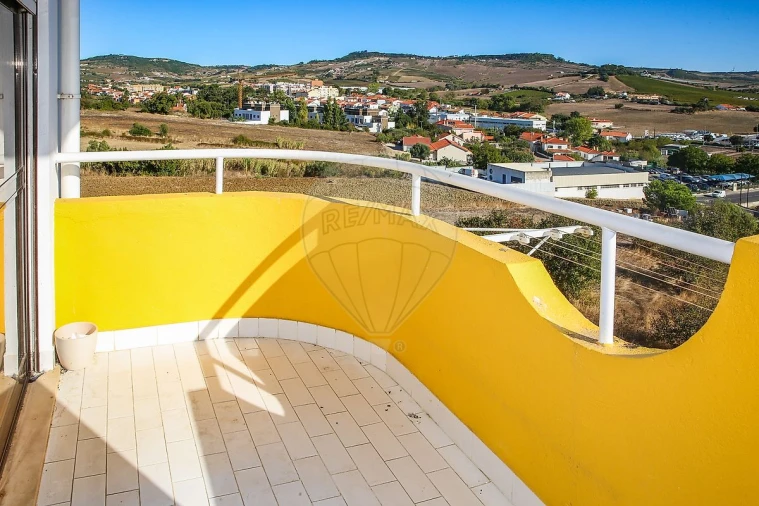 Apartamento T2 para Venda em Arruda dos Vinhos Foto 2