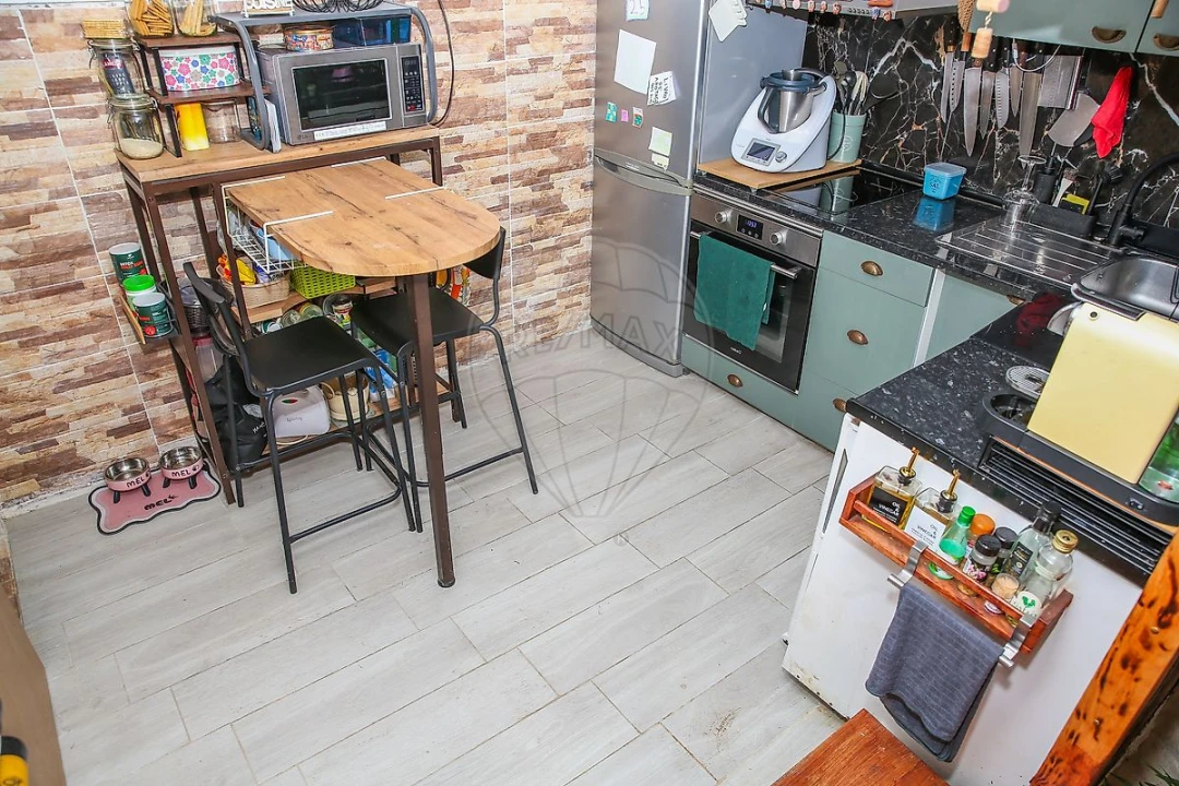 Moradia T2 para Venda em Dois Portos e Runa Foto 10
