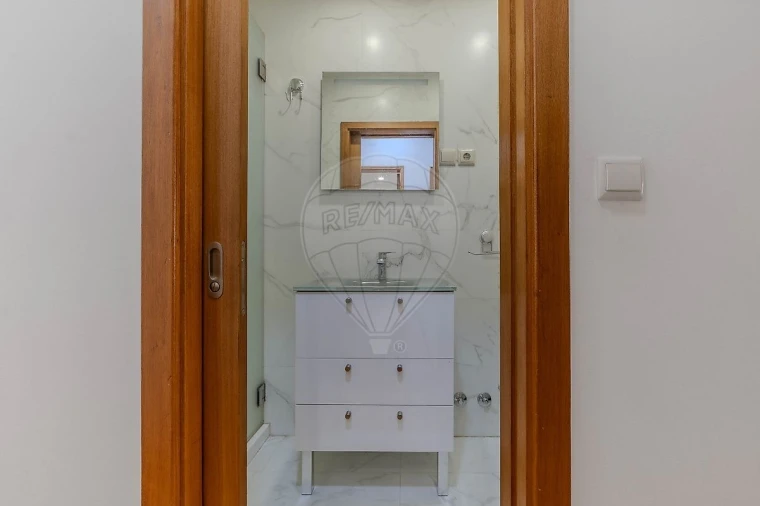 Apartamento T3 para Venda em Arroios Foto 10