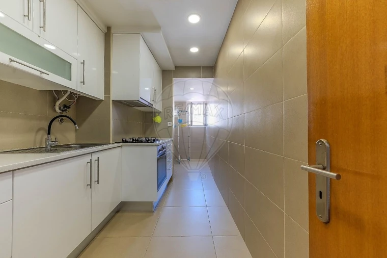 Apartamento T3 para Venda em Arroios Foto 2