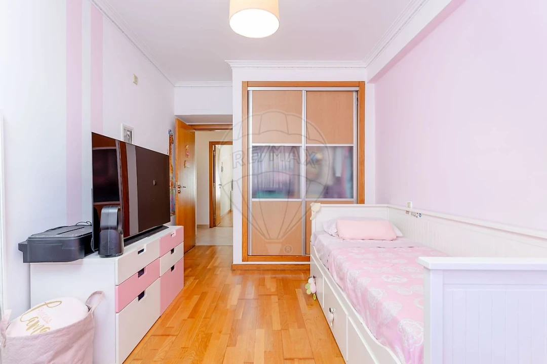 Apartamento T2 para Venda em Charneca de Caparica e Sobreda Foto 11