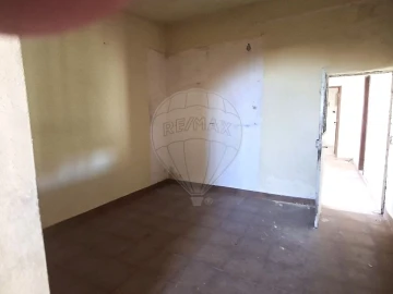 Moradia T2 para Venda em Santa Catarina