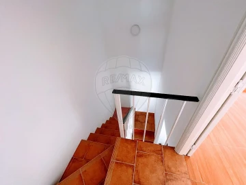 Apartamento T1 para Arrendamento em Paranhos