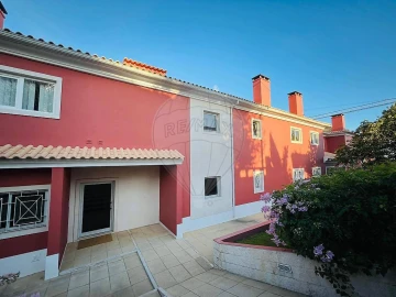 Apartamento T2 para Arrendamento em Cascais e Estoril