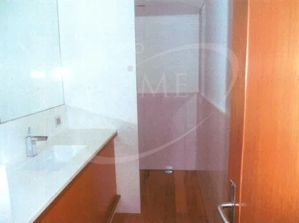 Apartamento T3 para Venda em Lordelo do Ouro e Massarelos Foto 5