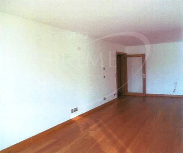 Apartamento T3 para Venda em Lordelo do Ouro e Massarelos Foto 4