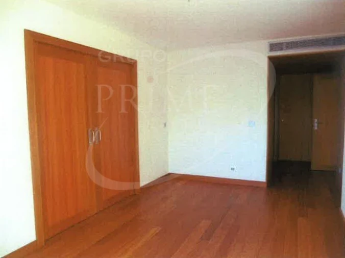 Apartamento T3 para Venda em Lordelo do Ouro e Massarelos Foto 7