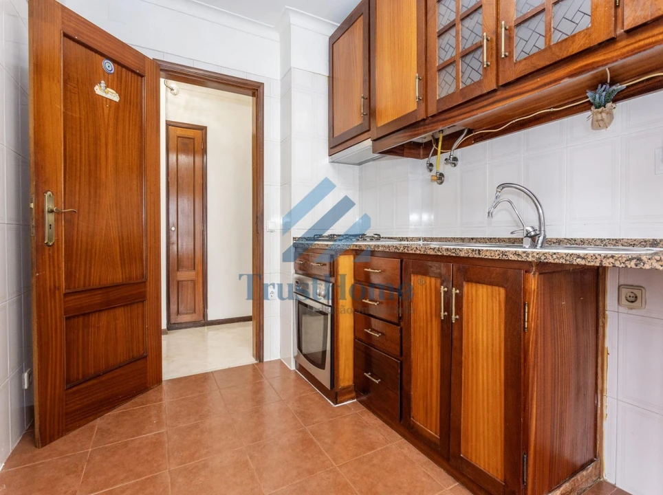 Apartamento T3 para Venda em Rio de Mouro Foto 5