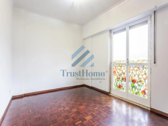 Apartamento T3 para Venda em Rio de Mouro Foto 12