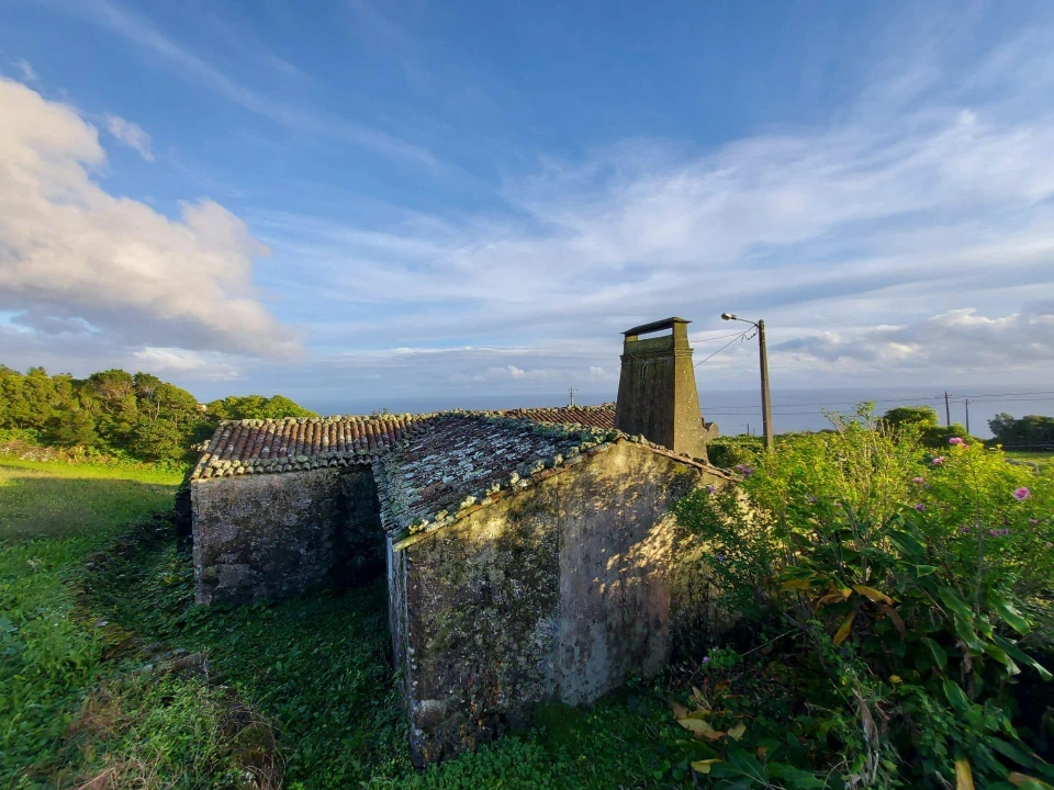 Moradia para Venda em Calheta de Nesquim Foto 34