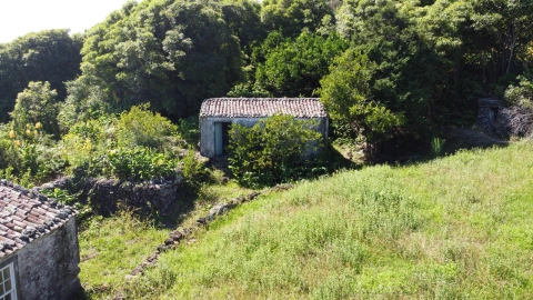 Moradia para Venda em Calheta de Nesquim