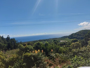 Moradia para Venda em Calheta de Nesquim