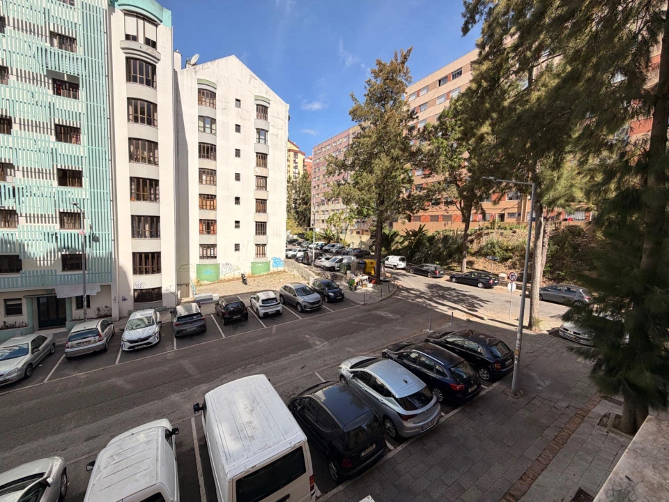 Apartamento T3 para Venda em Algueirão-Mem Martins Foto 32
