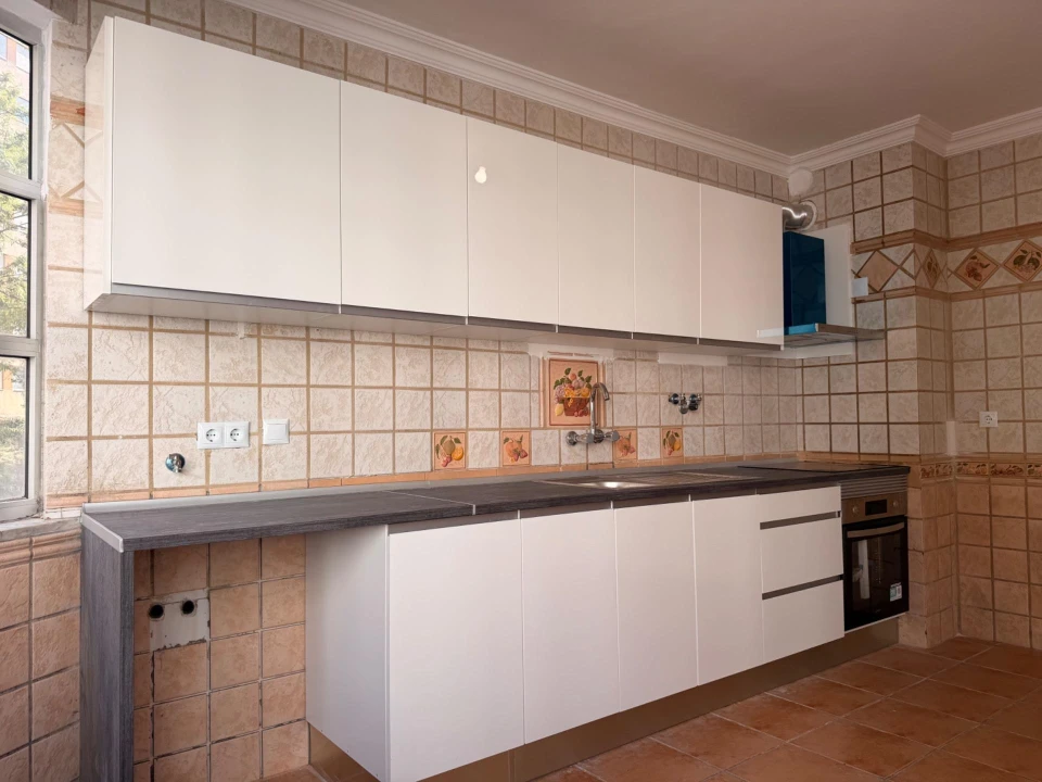 Apartamento T3 para Venda em Algueirão-Mem Martins Foto 4