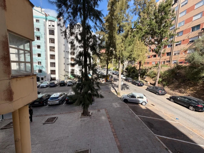 Apartamento T3 para Venda em Algueirão-Mem Martins Foto 22