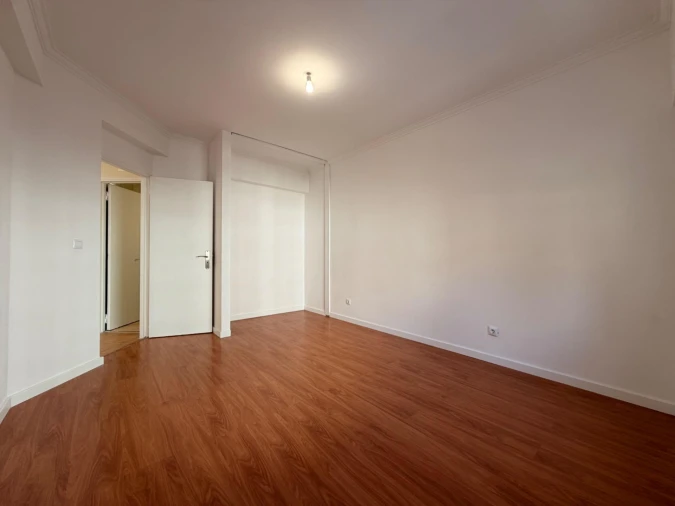 Apartamento T3 para Venda em Algueirão-Mem Martins Foto 7