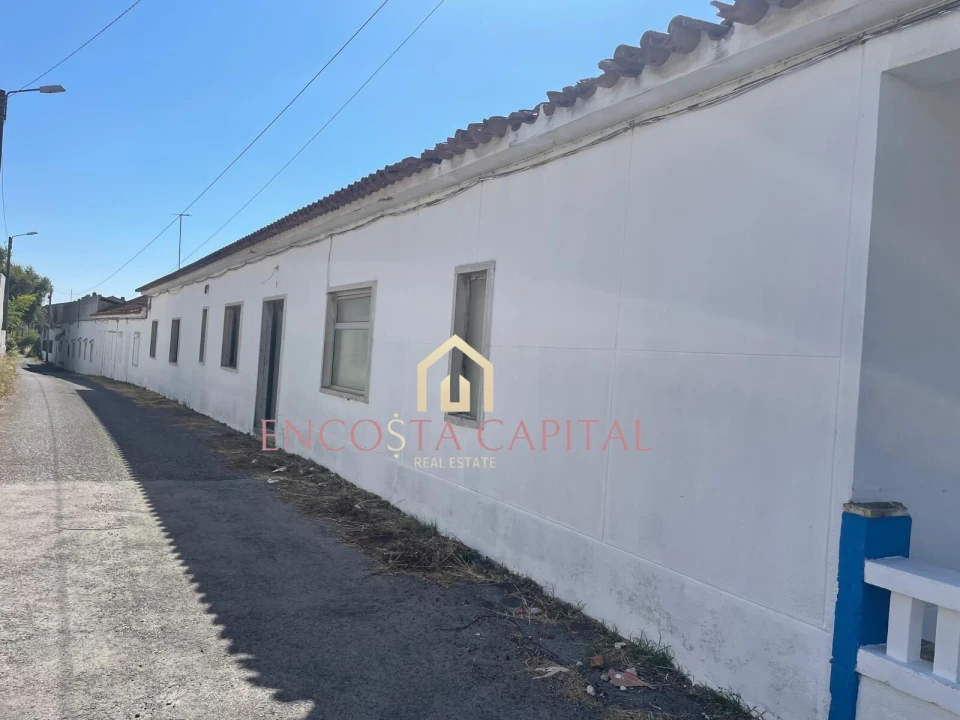 Moradia T1 para Venda em Almargem do Bispo, Pêro Pinheiro e Montelavar Foto 4
