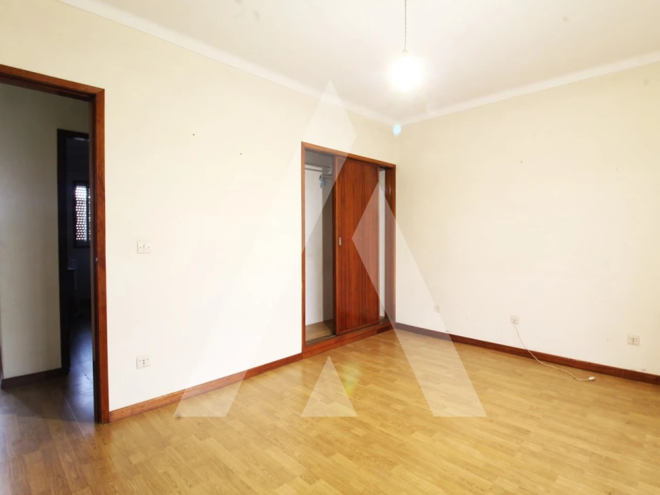Moradia T4 para Venda em Recardães e Espinhel Foto 34