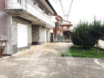 Moradia T4 para Venda em Recardães e Espinhel
