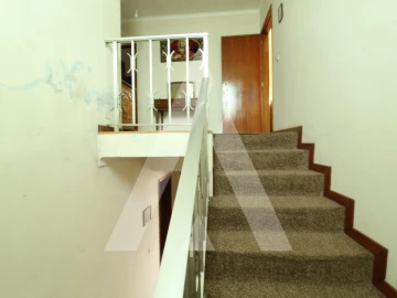 Moradia T4 para Venda em Recardães e Espinhel