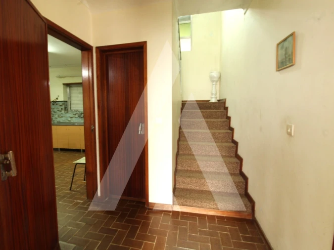 Moradia T4 para Venda em Recardães e Espinhel Foto 7