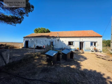Quinta T3 para Venda em São Teotónio