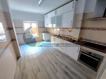 Apartamento T3 para Venda em Quinta do Conde