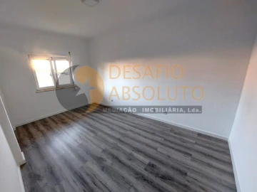 Apartamento T3 para Venda em Quinta do Conde
