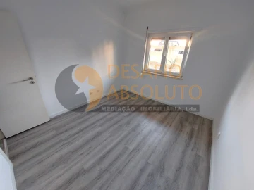 Apartamento T3 para Venda em Quinta do Conde