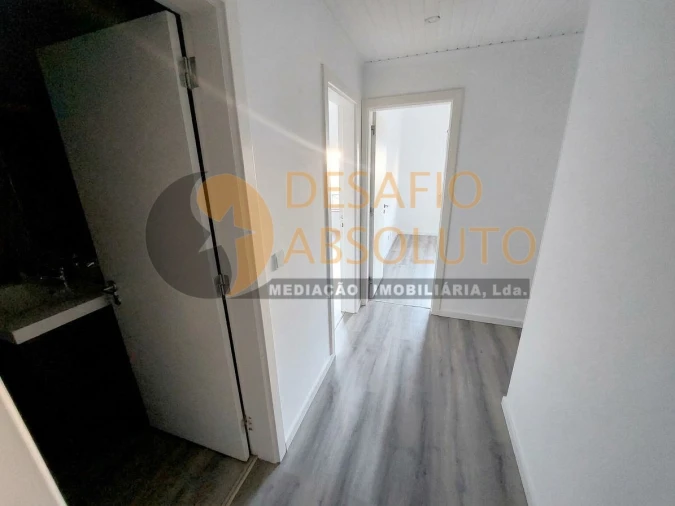 Apartamento T3 para Venda em Quinta do Conde Foto 12