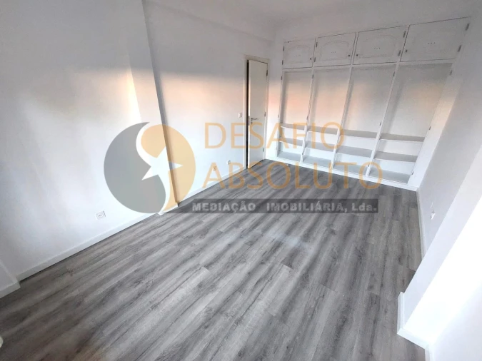 Apartamento T3 para Venda em Quinta do Conde Foto 27