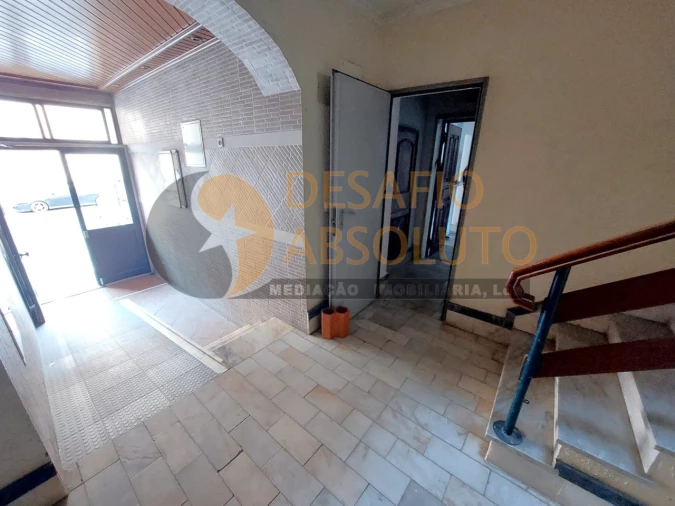 Apartamento T3 para Venda em Quinta do Conde Foto 28