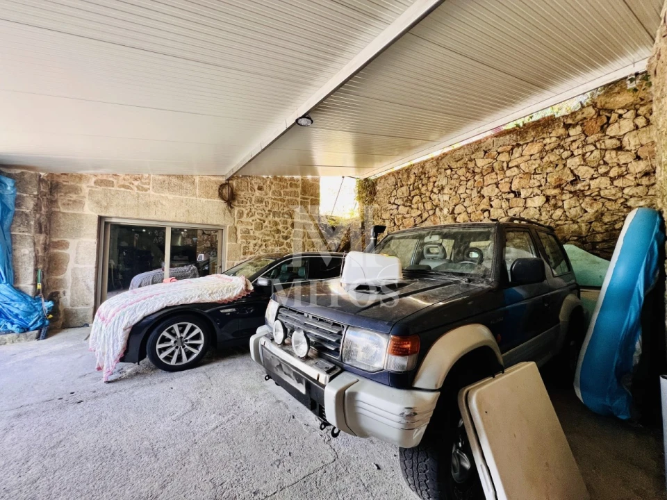 Moradia T3 para Venda em Formariz e Ferreira Foto 23