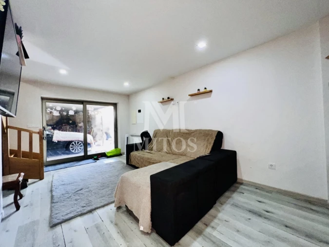 Moradia T3 para Venda em Formariz e Ferreira Foto 4