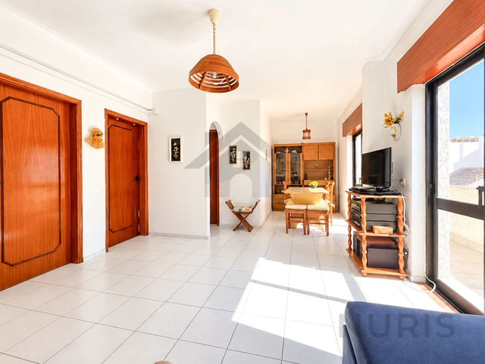 Apartamento T1 para Venda em Portimão Foto 4