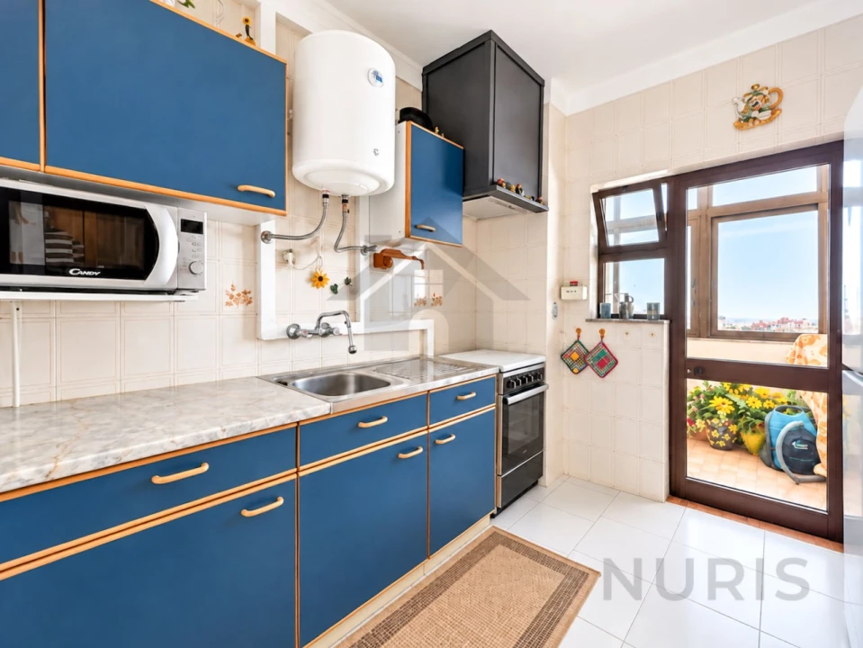 Apartamento T1 para Venda em Portimão Foto 7