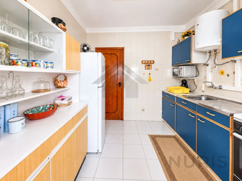 Apartamento T1 para Venda em Portimão Foto 8