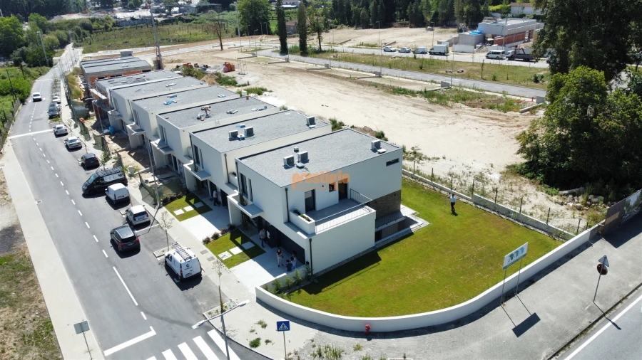 Moradia T3 para Venda em Palmeira Foto 19