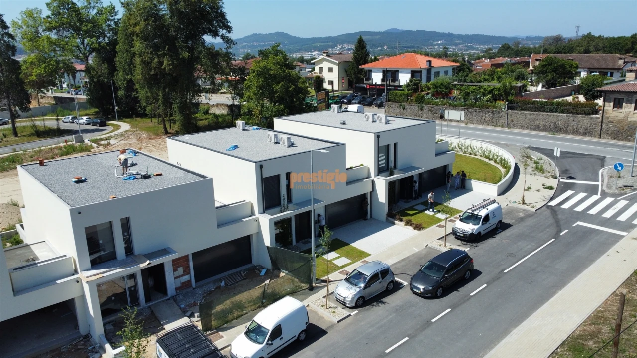 Moradia T3 para Venda em Palmeira Foto 18