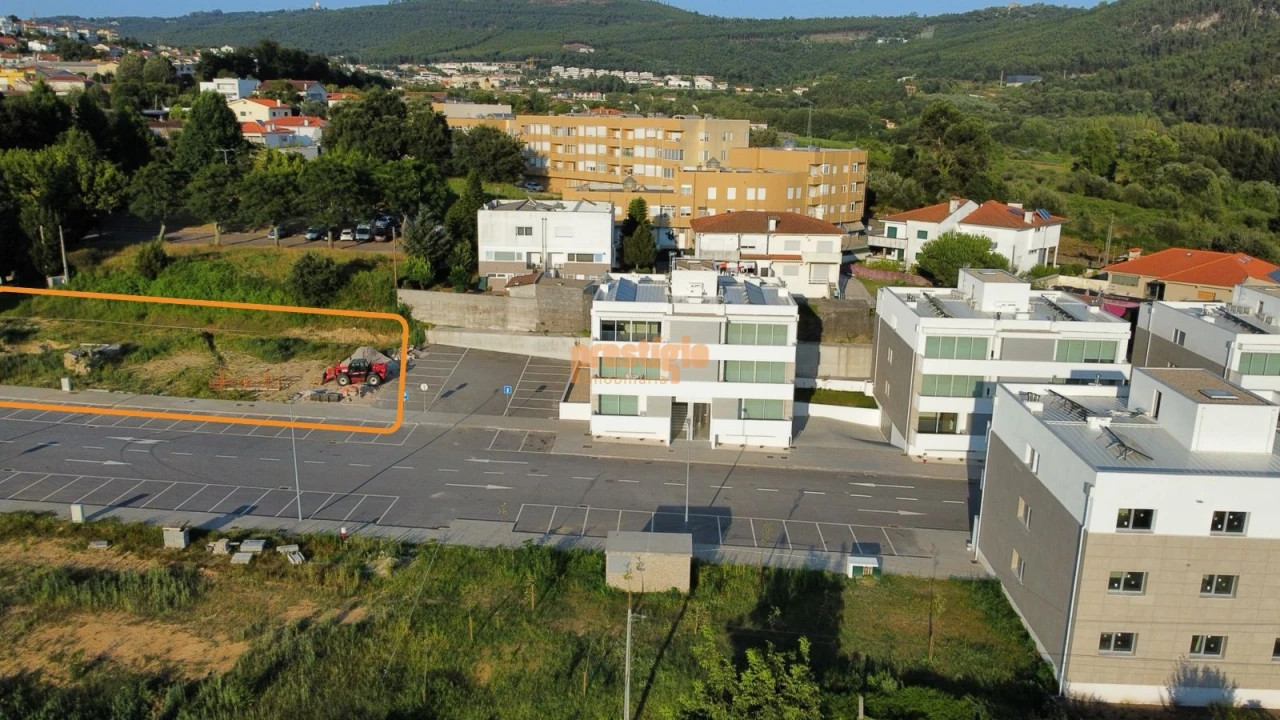 Apartamento T3 para Venda em Nogueira, Fraião e Lamaçães Foto 12