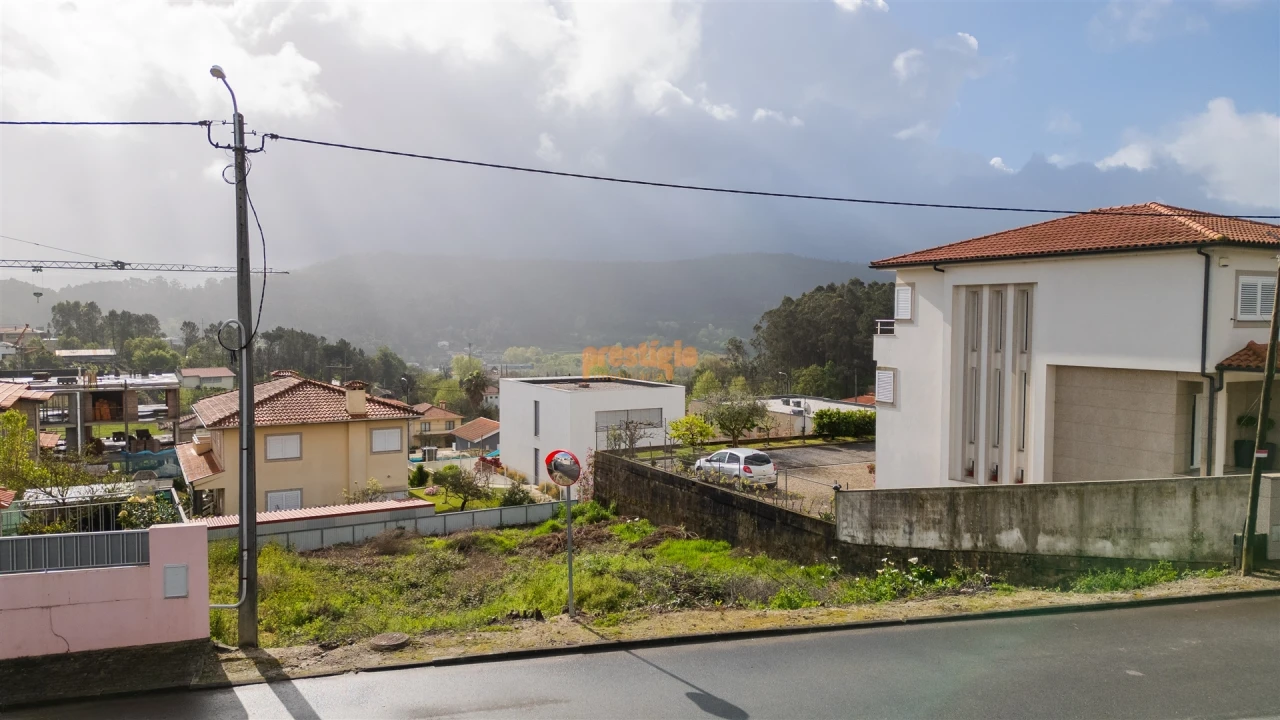 Terreno para Venda em Celeirós, Aveleda e Vimieiro Foto 3