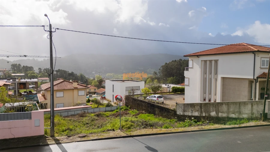 Terreno para Venda em Celeirós, Aveleda e Vimieiro Foto 3