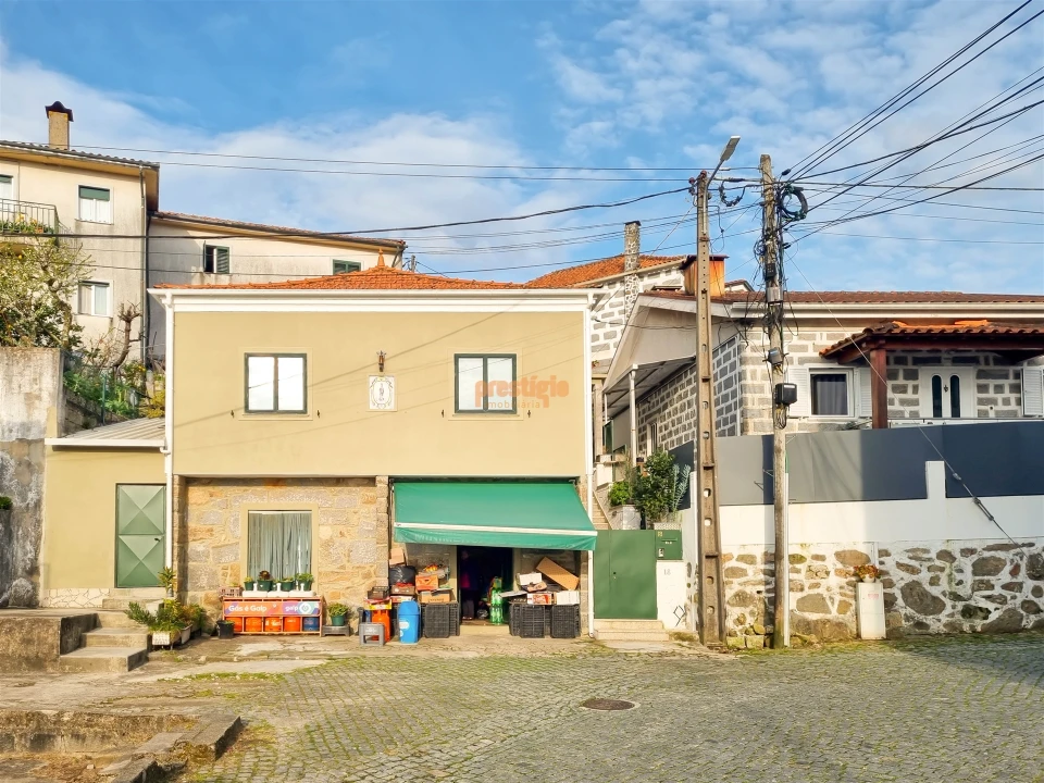 Moradia T3 para Venda em Real, Dume e Semelhe Foto 1
