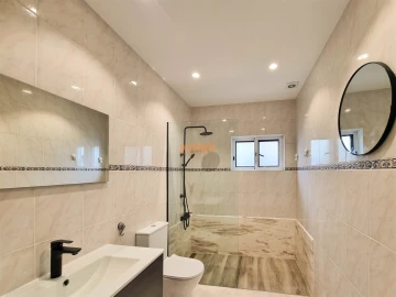 Moradia T3 para Venda em Real, Dume e Semelhe