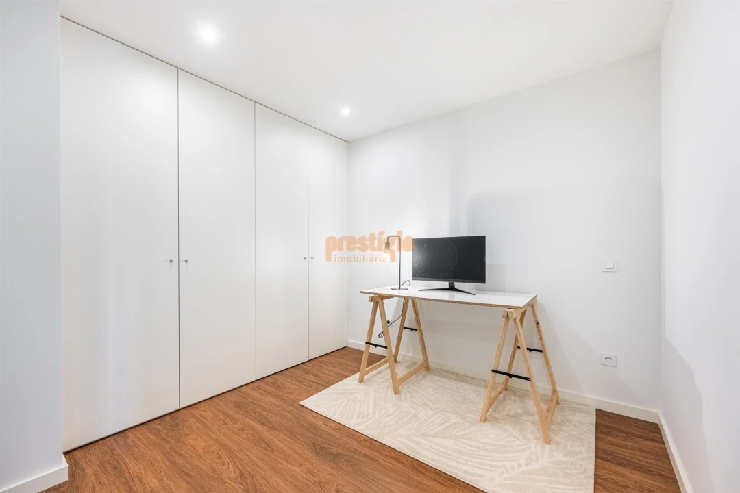 Apartamento T1 para Venda em Braga (Maximinos, Sé e Cividade) Foto 6